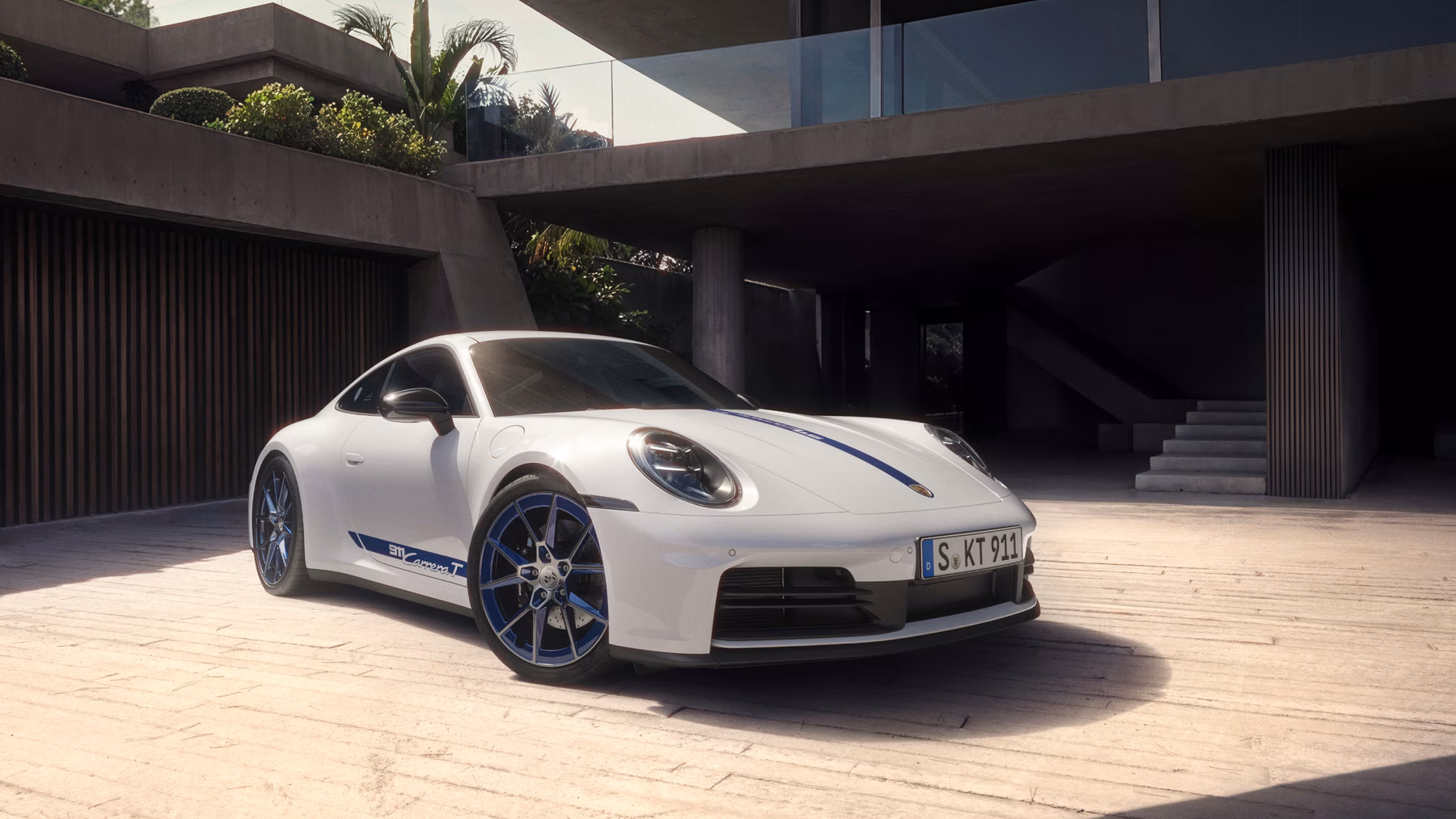 Porsche 911 Carrera T Review: Specs, Price, and Purist Thrills