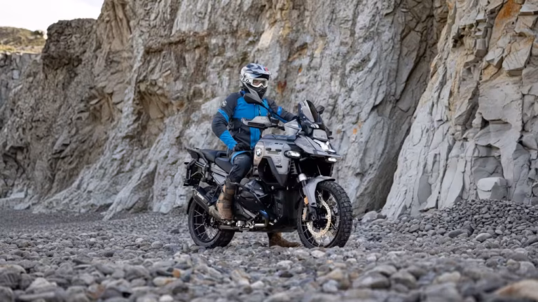 BMW Street Bike Naked Performance and Everyday Thrills from BMW Motorrad